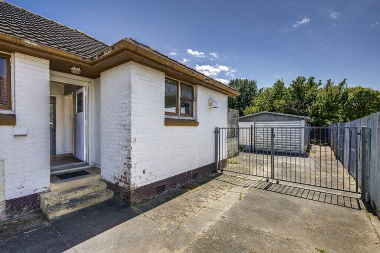 Photo of property in 28 Fleming Crescent, Maraenui, Napier, 4110