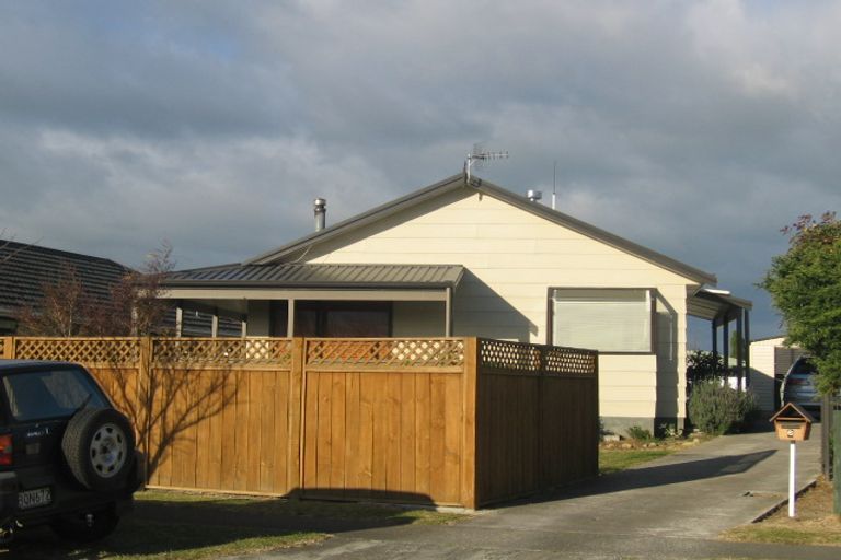 Photo of property in 6 Cormack Place, Greenmeadows, Napier, 4112