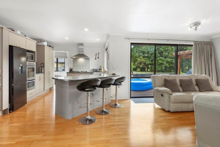 Photo of property in 14 Daviot Place, Te Kamo, Whangarei, 0112