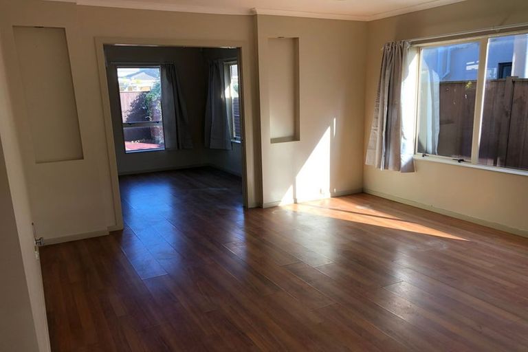 Photo of property in 5 Bezar Place, Flat Bush, Auckland, 2016