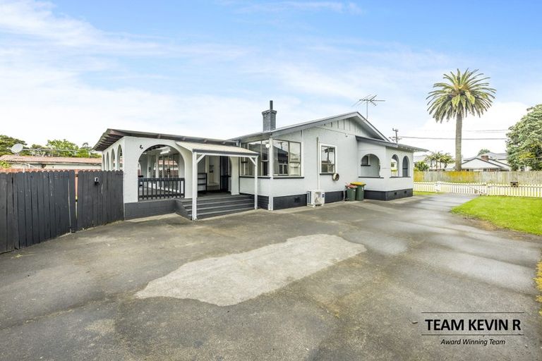 Photo of property in 8 Rosella Road, Mangere East, Auckland, 2024