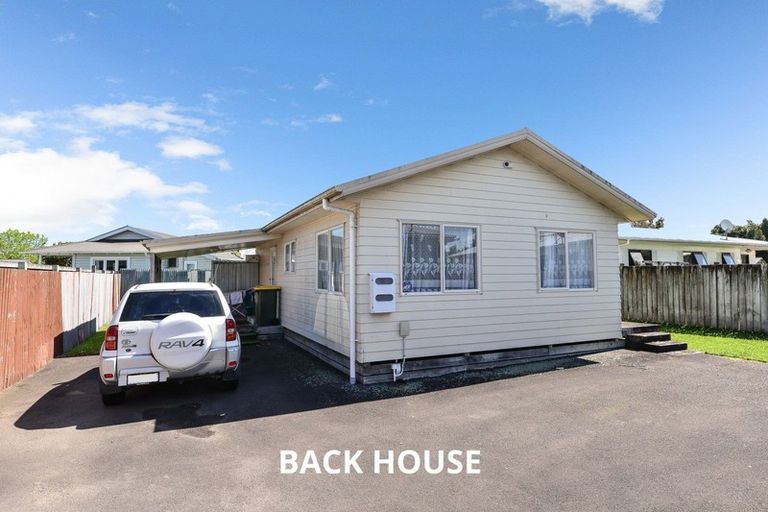 Photo of property in 117 Avalon Drive, Nawton, Hamilton, 3200