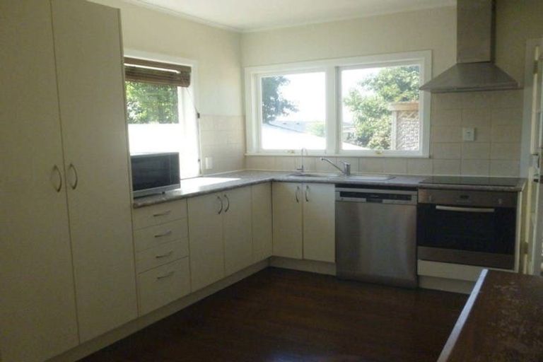 Photo of property in 30 Princes Street, Riverhead, 0820