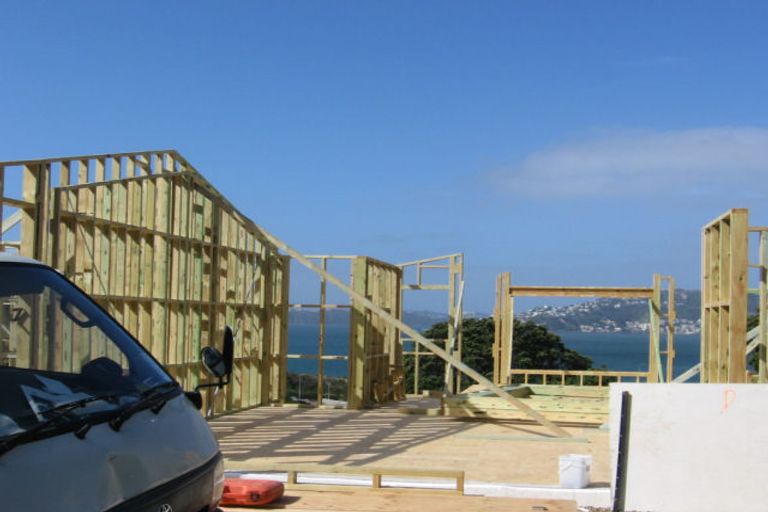 Photo of property in 19 Curnow Way, Kaiwharawhara, Wellington, 6035