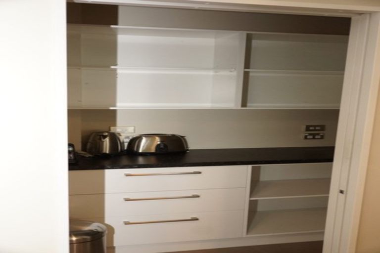 Photo of property in 5y Somerville Crescent, Aidanfield, Christchurch, 8025