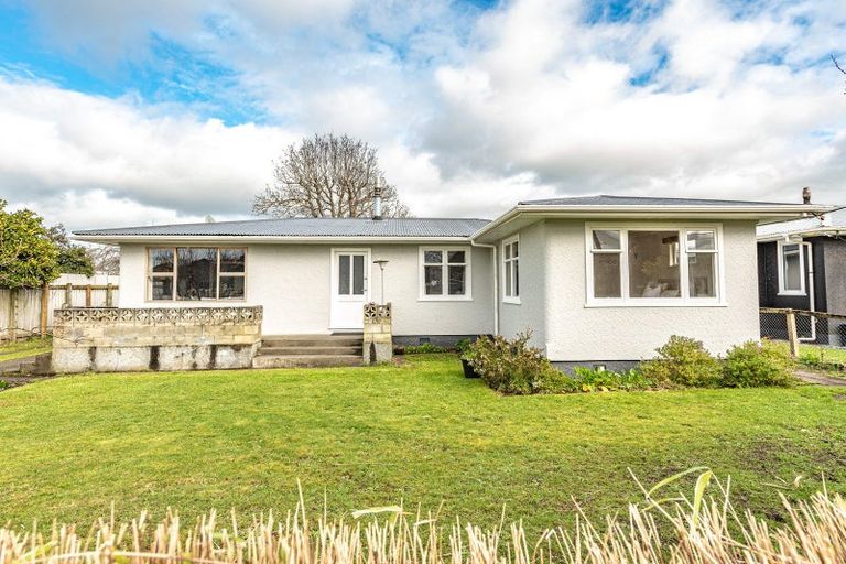 Photo of property in 17 Caffray Avenue, Aramoho, Whanganui, 4500