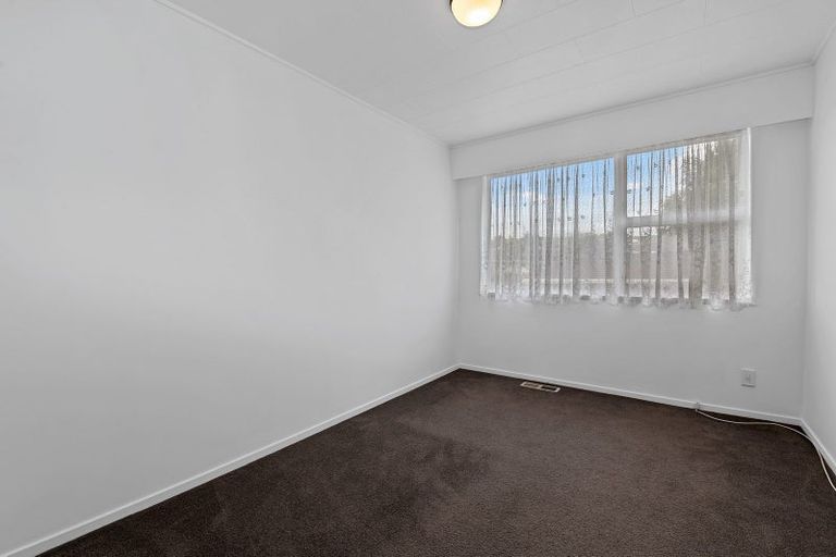 Photo of property in 5 Rameses Place, Pomare, Rotorua, 3015