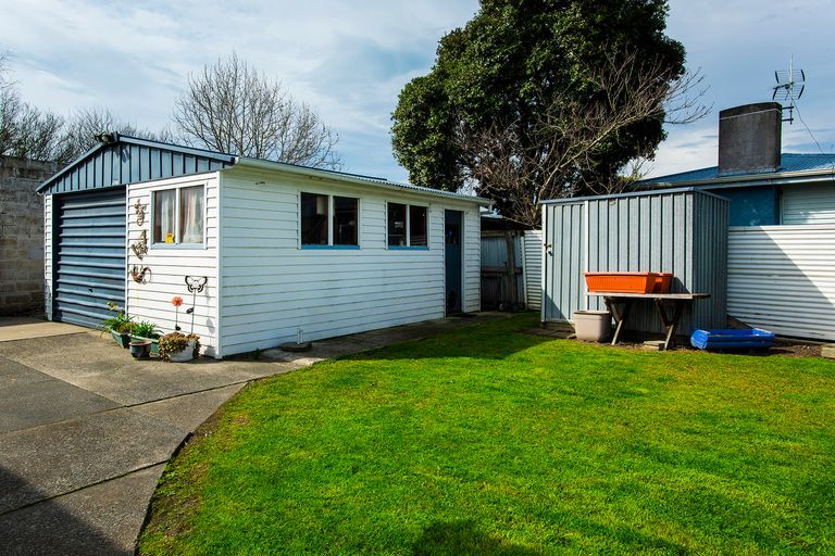 Photo of property in 15 Porter Street, Outer Kaiti, Gisborne, 4010
