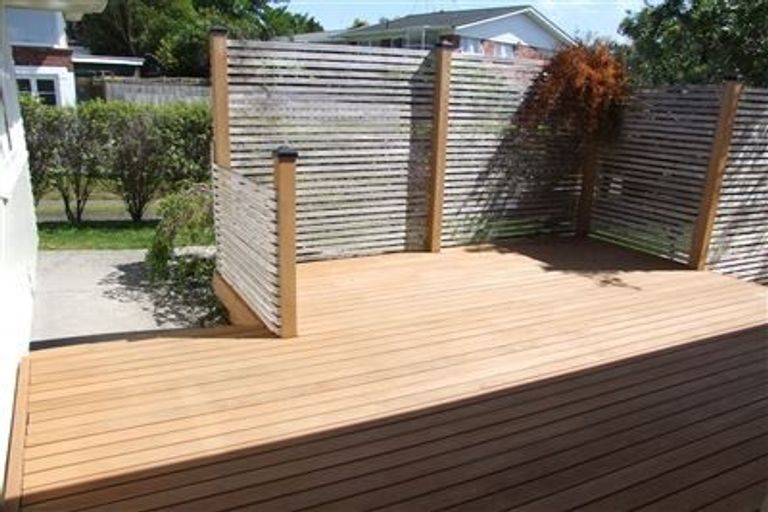 Photo of property in 24 Margaret Place, Milford, Auckland, 0620