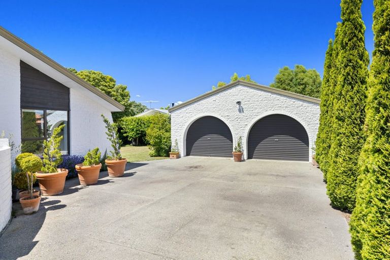 Photo of property in 9 Wakelin Place, Redwood, Christchurch, 8051