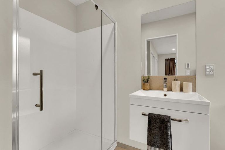 Photo of property in 9 Ronaldson Lane, Wigram, Christchurch, 8042