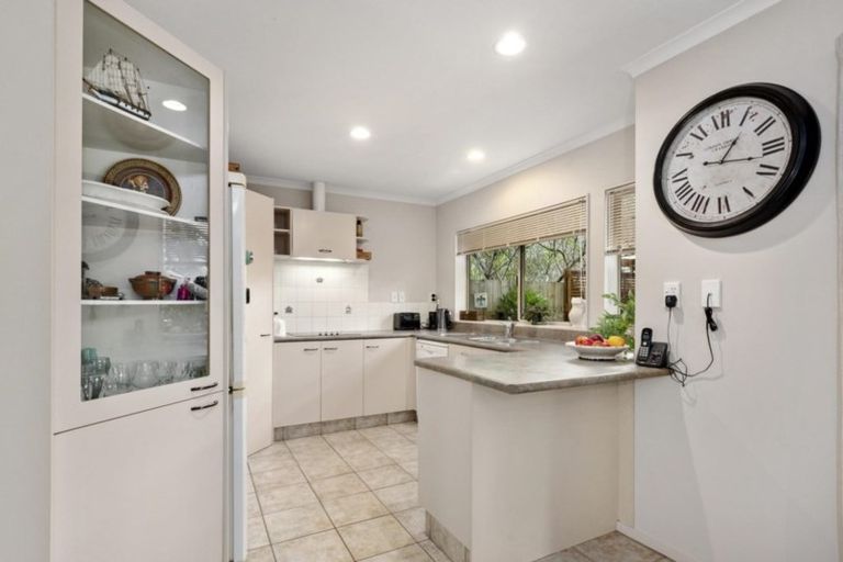 Photo of property in 18 Savannah Place, Papamoa Beach, Papamoa, 3118