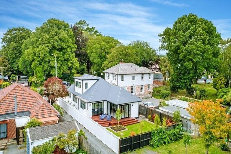 Photo of property in 36 Kahu Road, Fendalton, Christchurch, 8041