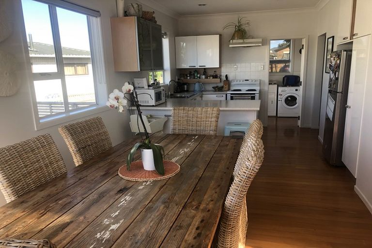 Photo of property in 23 Coronation Avenue, Pukekohe, 2120