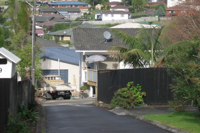 Photo of property in 49 Triangle Road, Massey, Auckland, 0614