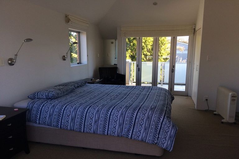Photo of property in 33e Cranmer Square, Christchurch Central, Christchurch, 8013