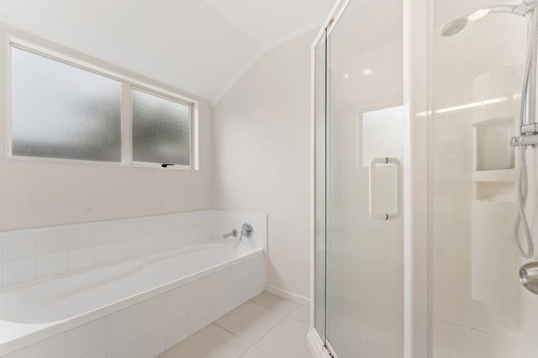 Photo of property in 44 Kath Hopper Drive, Orewa, 0931