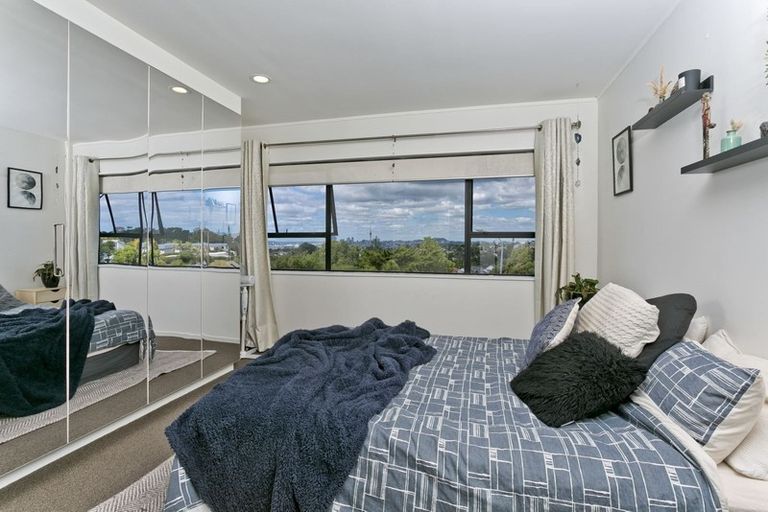 Photo of property in 1/8 City View Terrace, Birkenhead, Auckland, 0626