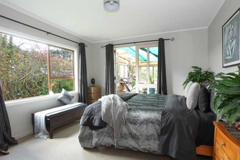 Photo of property in 1343 Te Hutewai Road, Raglan, 3296