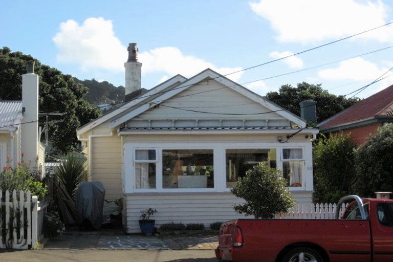 Photo of property in 30 Te Whiti Street, Kilbirnie, Wellington, 6022