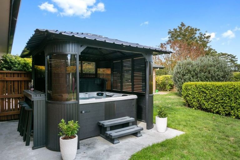 Photo of property in 176 Thornton Road, Cambridge, 3434