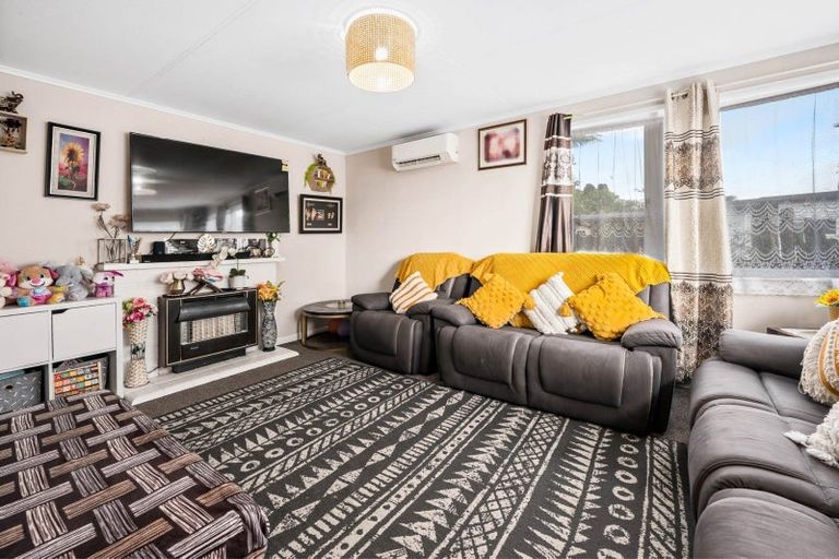 Photo of property in 35 Mckee Avenue, Fenton Park, Rotorua, 3010
