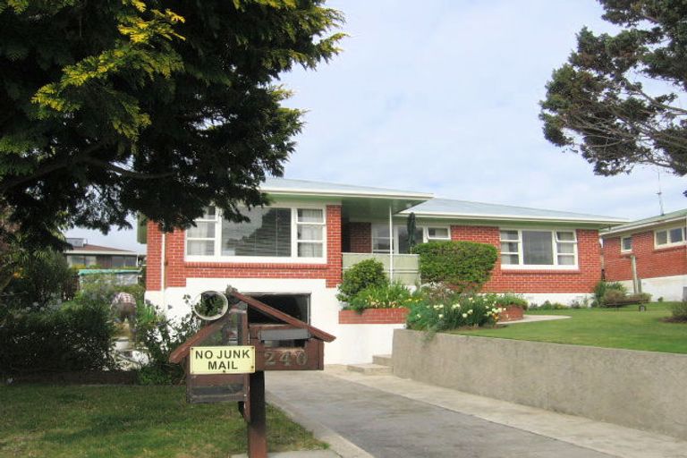 Photo of property in 240 Ngatai Road, Otumoetai, Tauranga, 3110