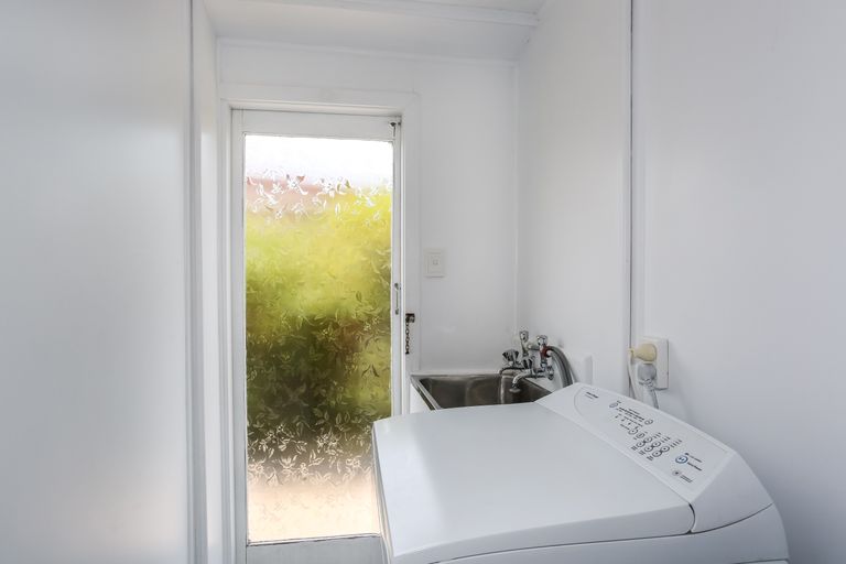 Photo of property in 2/101a Clevedon Road, Papakura, 2110