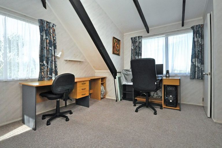 Photo of property in 2/37 Reeves Road, Pakuranga, Auckland, 2010