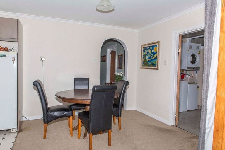 Photo of property in 20 Salisbury Street, Dannevirke, 4930