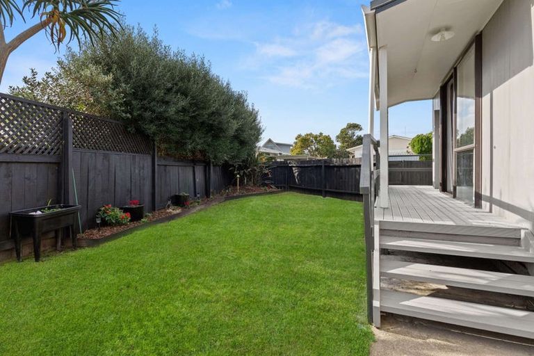 Photo of property in 15c Longstead Avenue, Papamoa Beach, Papamoa, 3118