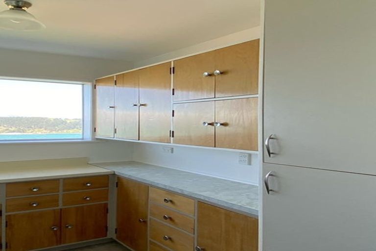 Photo of property in Grafon Court Flats, 5/53 Grafton Road, Roseneath, Wellington, 6011