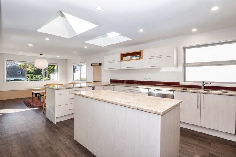 Photo of property in 128b Oceanbeach Road, Mount Maunganui, 3116