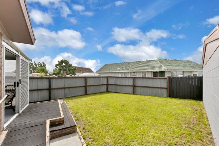 Photo of property in 1/20 Jura Place, Woolston, Christchurch, 8062