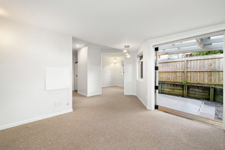 Photo of property in 22 Queen Road, Bellevue, Tauranga, 3110