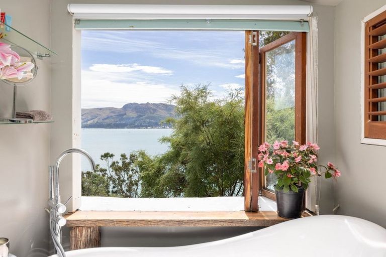 Photo of property in 301 Marine Drive, Charteris Bay, Governors Bay, 8971