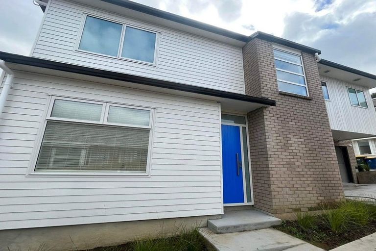 Photo of property in 37 Merriefield Avenue, Forrest Hill, Auckland, 0620