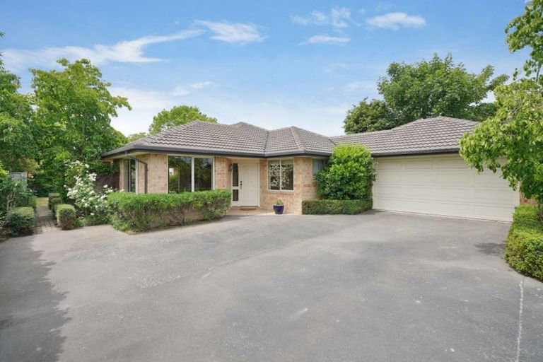 Photo of property in 10 Hendon Street, Edgeware, Christchurch, 8013