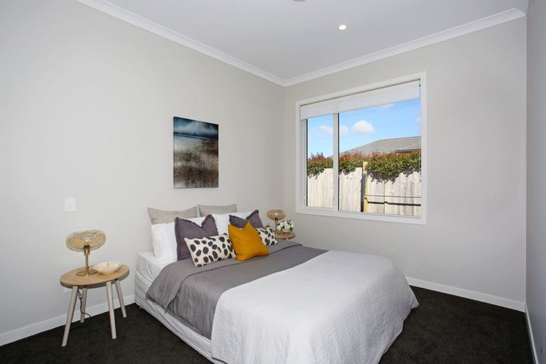 Photo of property in 32 Helenslee Road, Pokeno, 2402