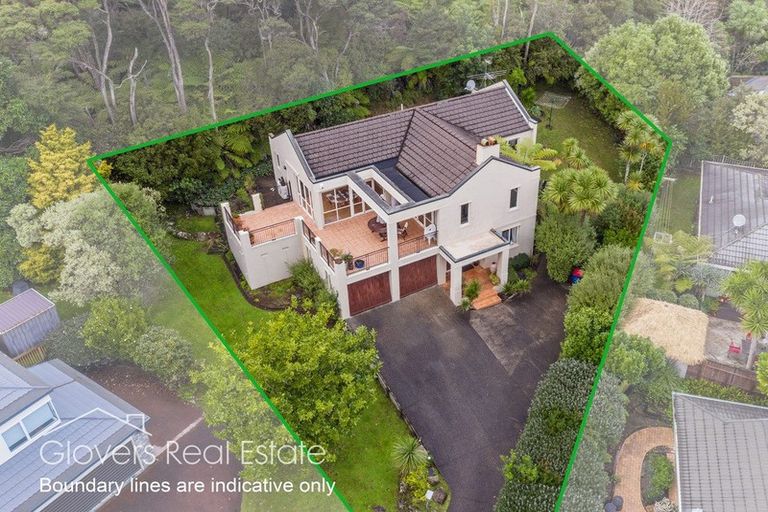 Photo of property in 23a Woodfern Crescent, Titirangi, Auckland, 0604