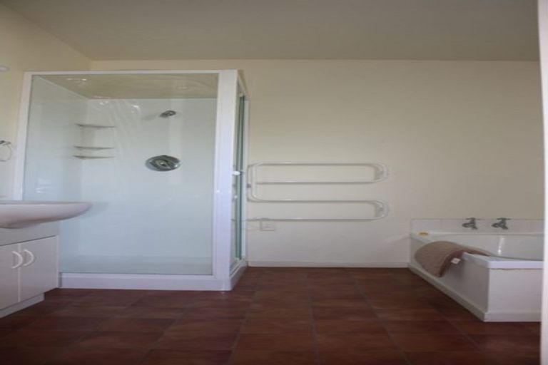 Photo of property in 17a Lothian Street, Ilam, Christchurch, 8041