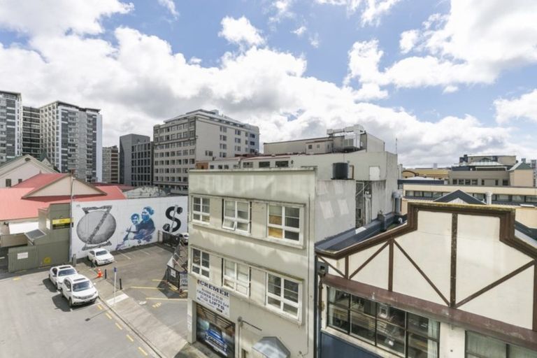 Photo of property in Monvie Apartments, 305/15 Holland Street, Te Aro, Wellington, 6011