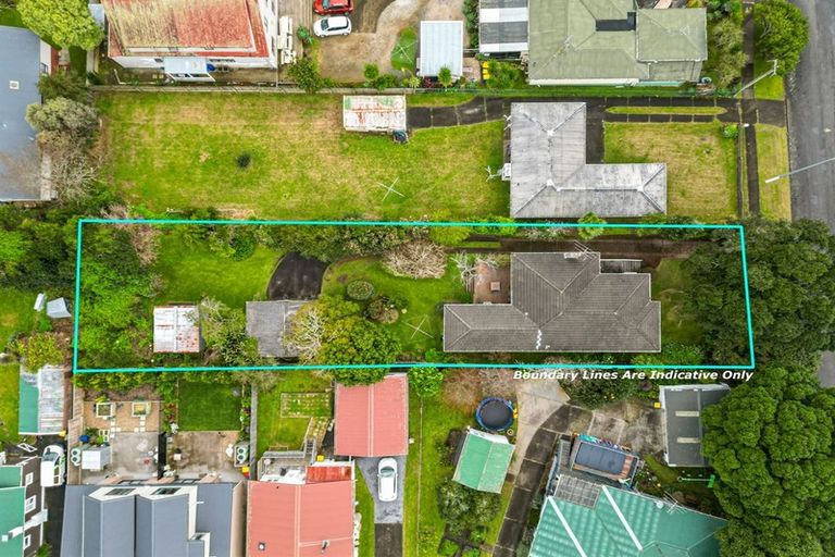 Photo of property in 22 Brandon Road, Glen Eden, Auckland, 0602