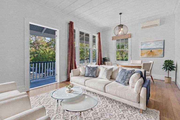 Photo of property in 40 Candia Road, Swanson, Auckland, 0614