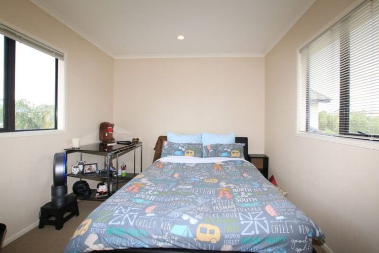 Photo of property in 80 Skip Lane, East Tamaki, Auckland, 2013