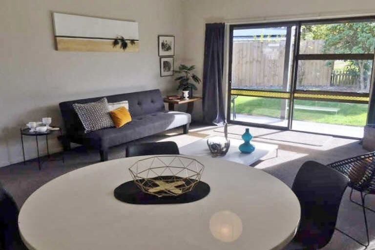 Photo of property in 60c Mcfaddens Road, St Albans, Christchurch, 8052