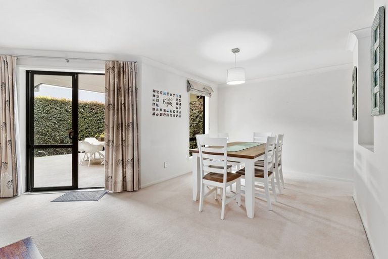 Photo of property in 45 Te Wharau Drive, Greenhithe, Auckland, 0632