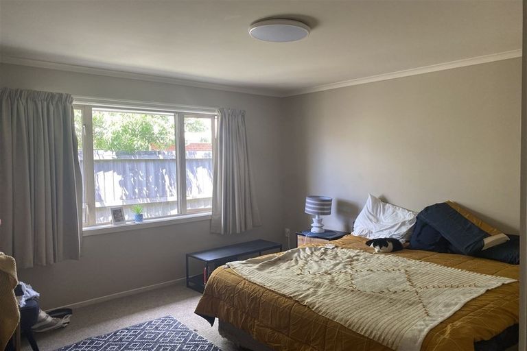 Photo of property in 41 Factory Road, Belfast, Christchurch, 8051