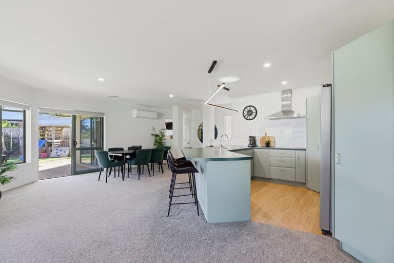 Photo of property in 62 Rowesdale Drive, Ohauiti, Tauranga, 3112