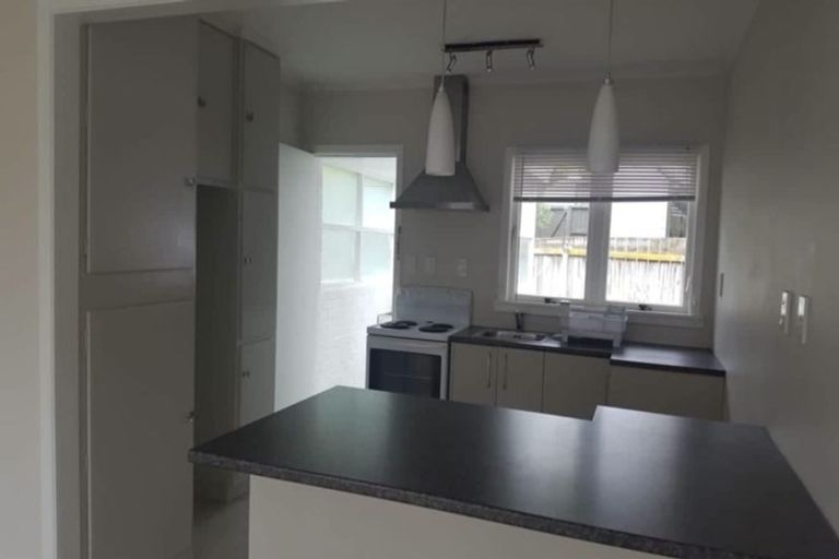 Photo of property in 3/49 Corunna Road, Milford, Auckland, 0620